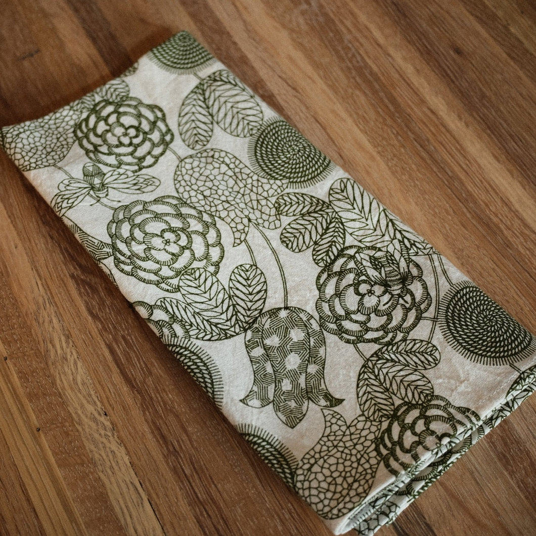 Bountiful Bee Handtowel